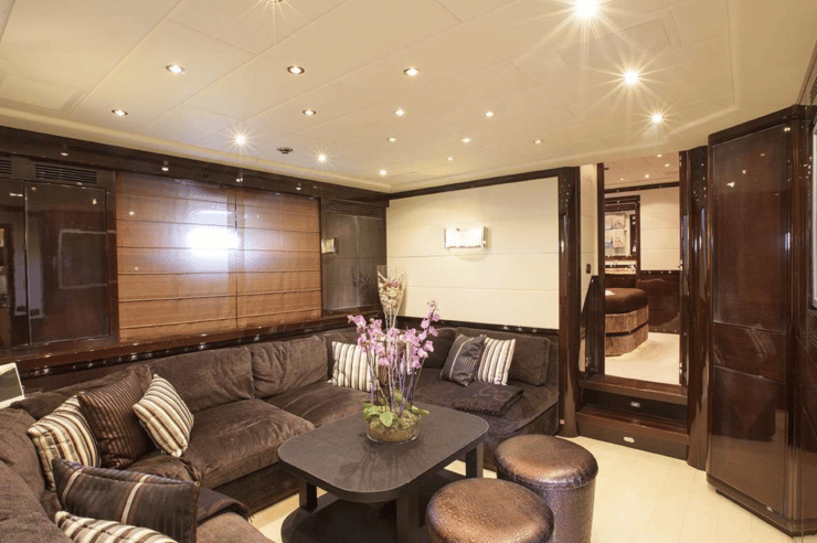 Yacht-charter-M-Y-VOYAGE