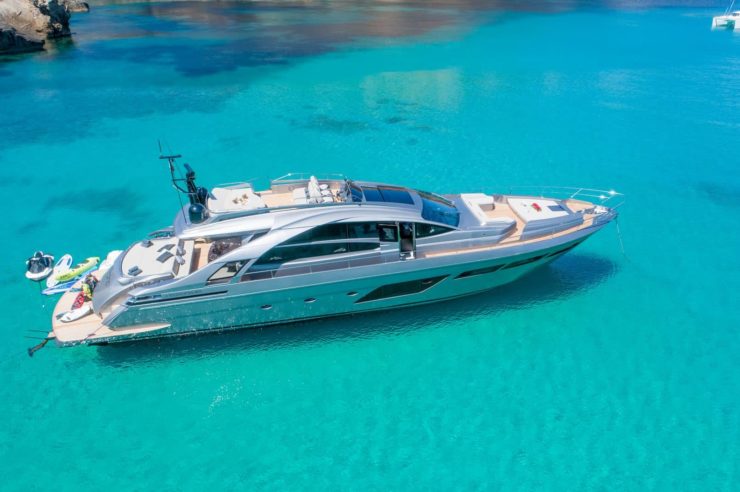 yacht-charter-m-y-beyond