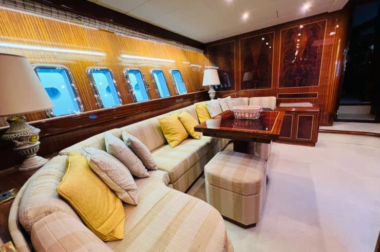 Yacht-charter-M-Y-HELIOS