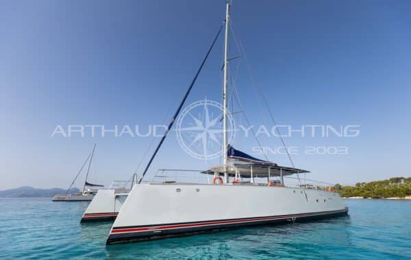 Location d'un catamaran pour une croisière en Méditerranée | Arthaud Yachting