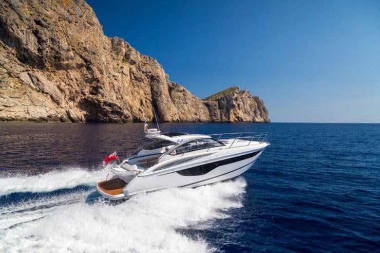 Yacht-charter- PRINCESS V40