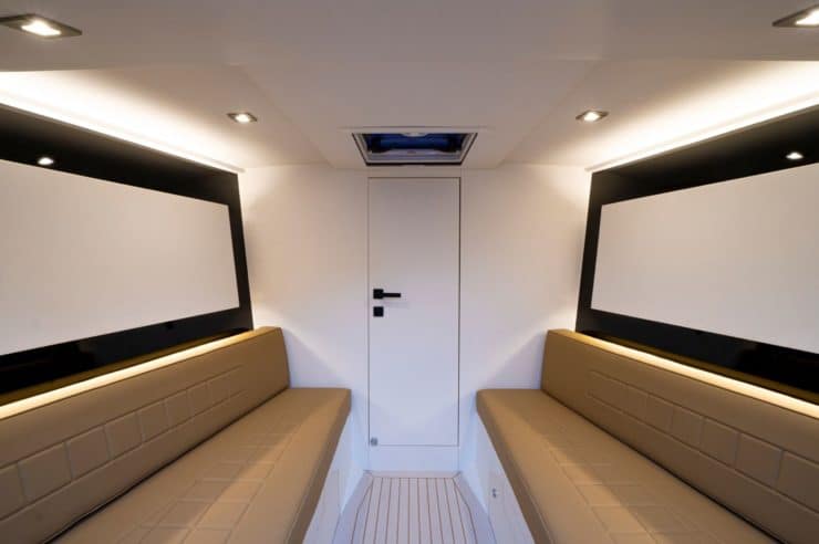 day-charter-yacht-rental-m-y-vandutch-32
