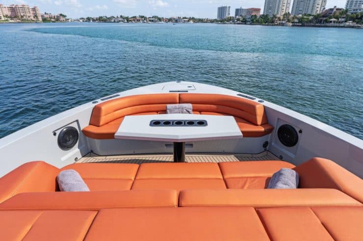 location-journee-yacht-m-y-Vanquish-58