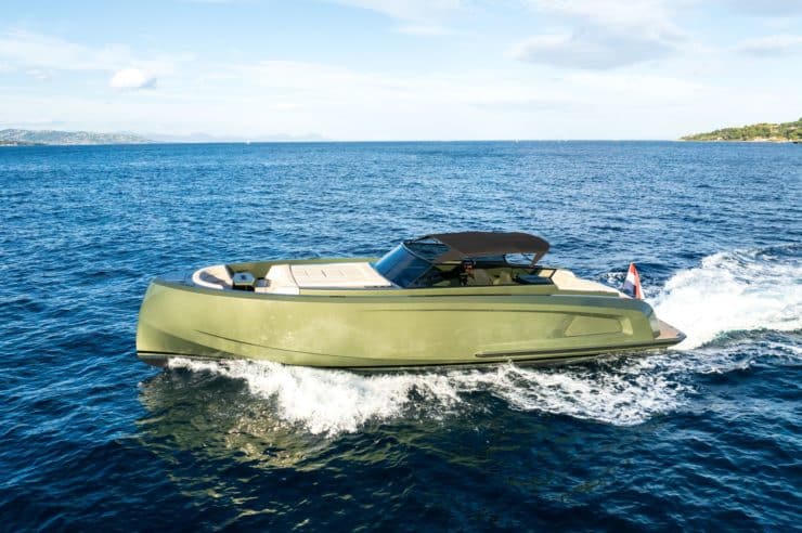 yacht-day-charter-m-y-vanquish-45