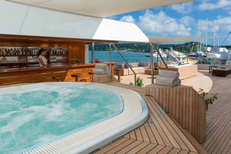 Yacht-charter-LAUREN_L