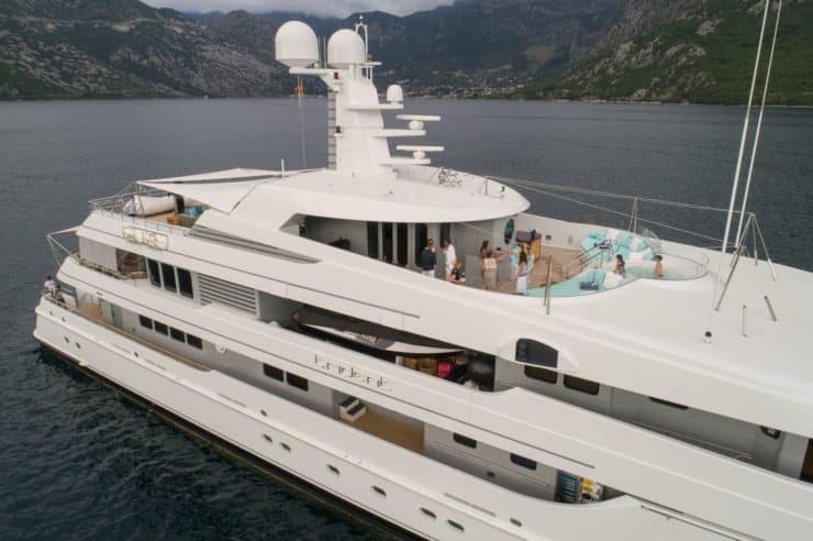 Yacht-charter-TRIDENT