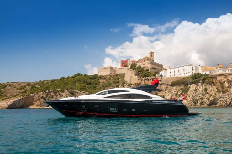 Yacht-charter-PALUMBA