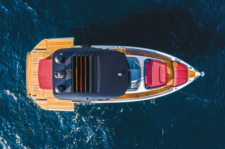 location-yacht-journee-m-y-cranchi-46