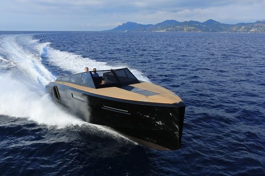 M/Y EVO 43 | Arthaud Yachting Day-charter-rental-m-y-evo-43