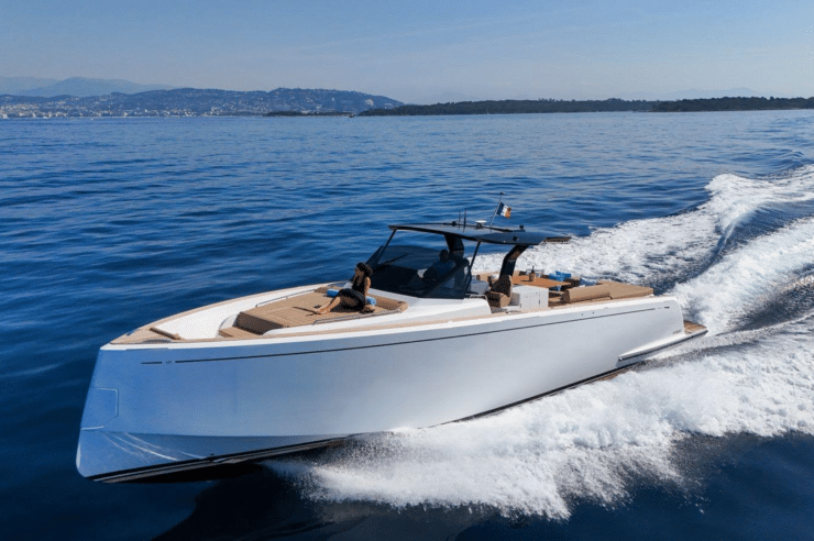 location-yacht-journee-m-y-pardo-50-white