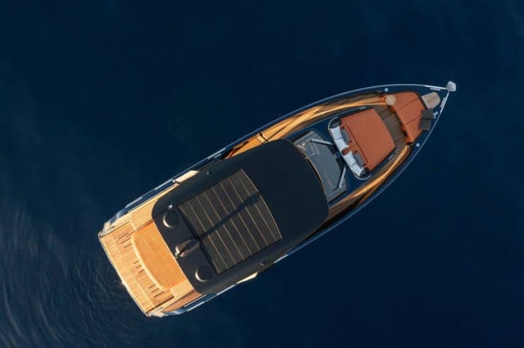 day-charter-rental-m-y-cranchi-46