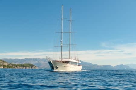 Why Choose a Sailboat for Your Mediterranean Vacation | Arthaud Yachting