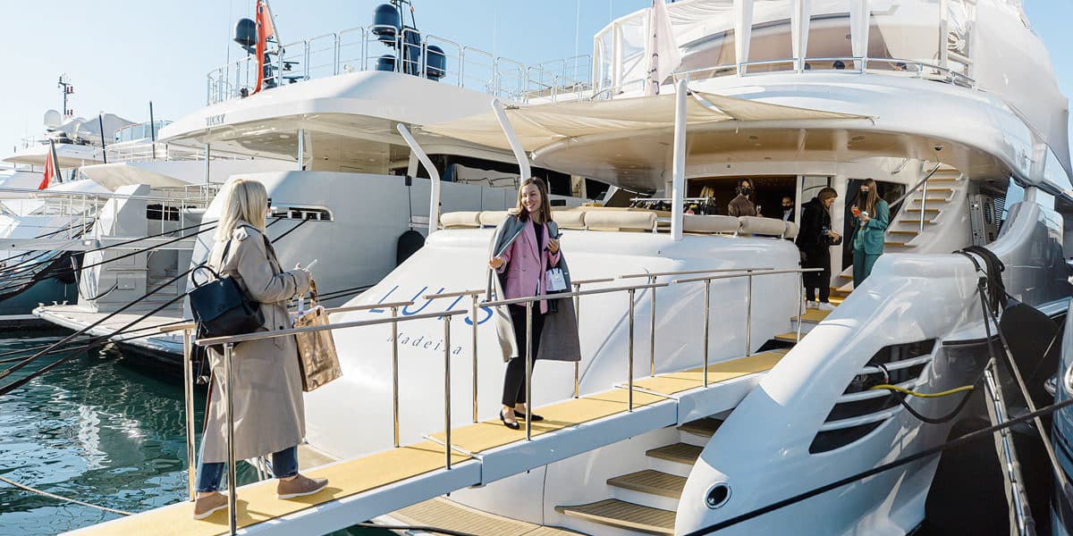 Location d'un yacht pour l'IPEM Market de Cannes