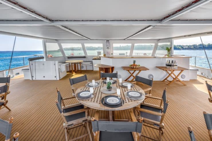 location-journée--maxi-catamaran-s-y-day-one-80