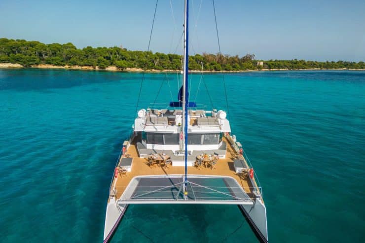 location-journée--maxi-catamaran-s-y-day-one-80
