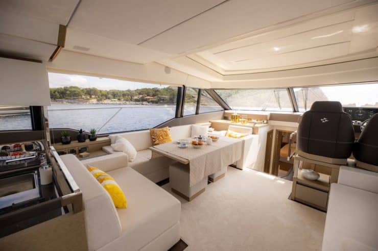 location-journée-navire-m-y-prestige-630-s