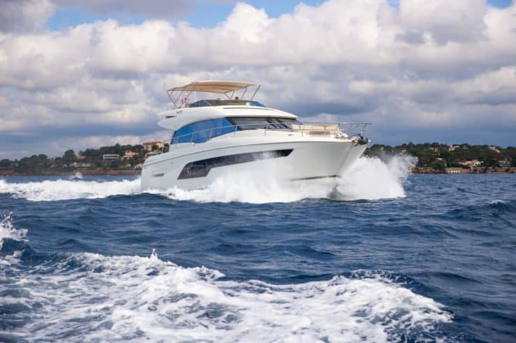 location-journée-navire-m-y-prestige-630-s