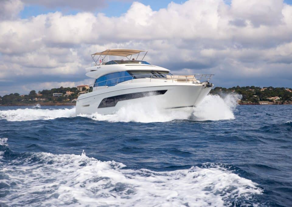 location-journée-navire-m-y-prestige-630-s