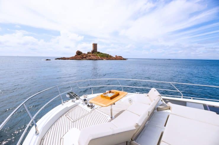 location-journée-navire-m-y-prestige-630-s