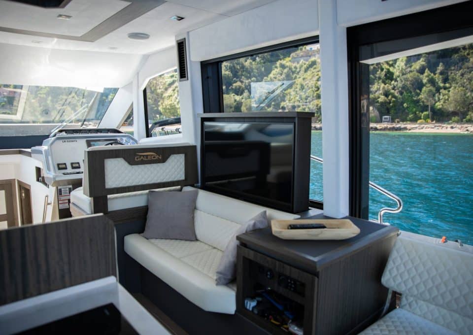 location-journee-yacht-m-y-galeon-46-fly