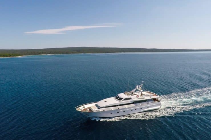 location-yacht-charter-MY-bora-bora