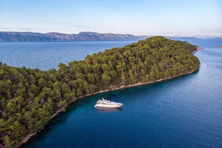 location-yacht-charter-MY-bora-bora