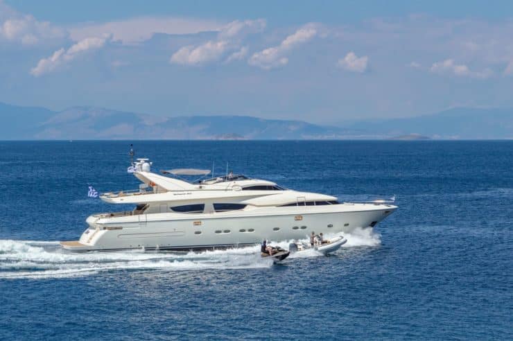 location-yacht-charter-MY-divine