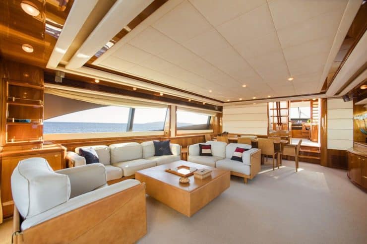 yacht-charter-m-y-day-off