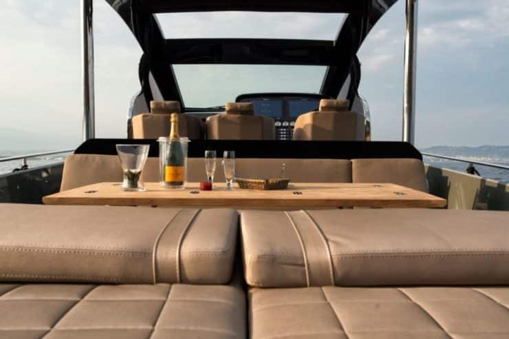location-journee-yacht-m-y-sacs-rebel-47