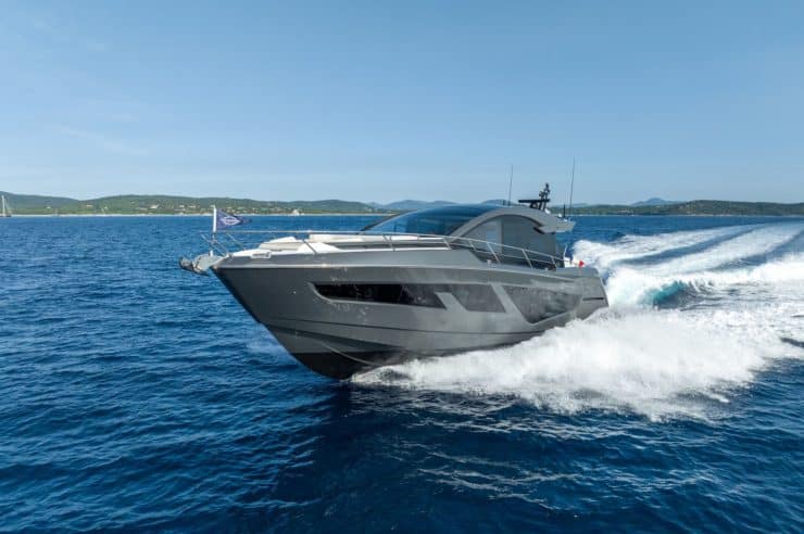 location-journée-yacht-m-y-sunseeker-predator-65