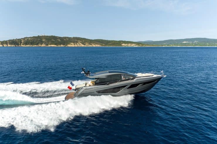 location-journée-yacht-m-y-sunseeker-predator-65