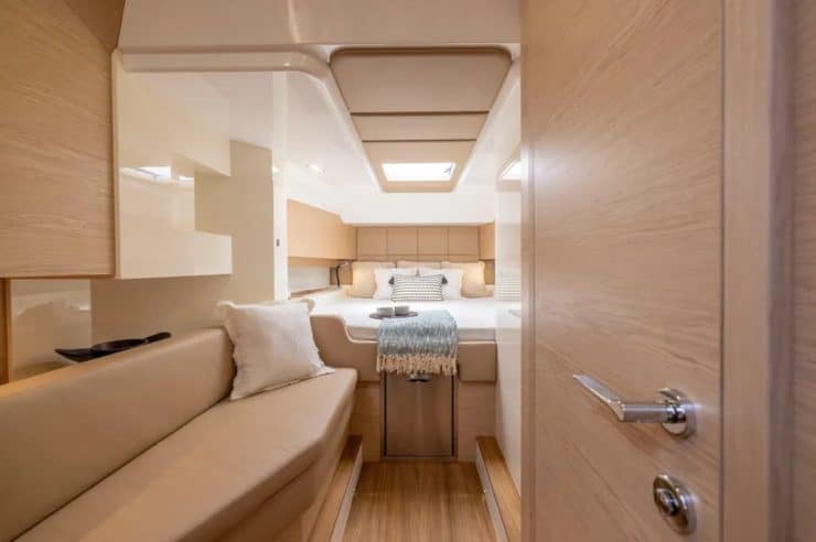 location-journee-yacht-m-y-sacs-rebel-47