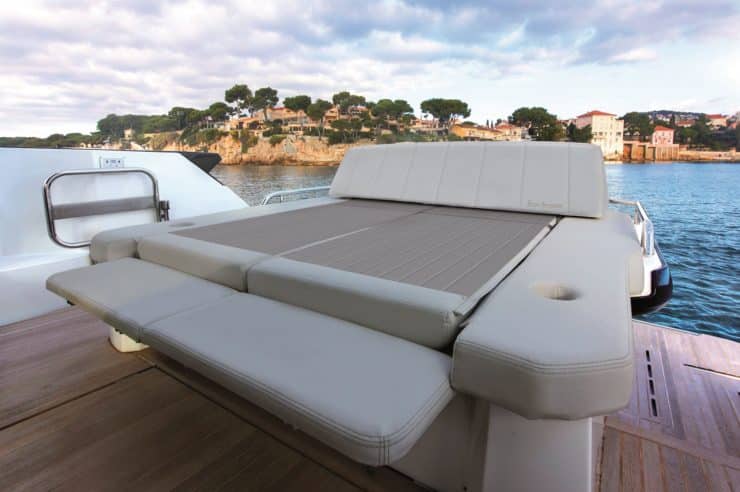 location-journee-yacht-m-y-Beneteau_GT_46