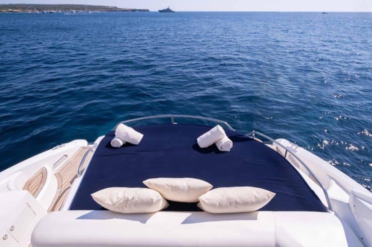 location-journée-yacht-m-y-Sunseeker_Portofino_53
