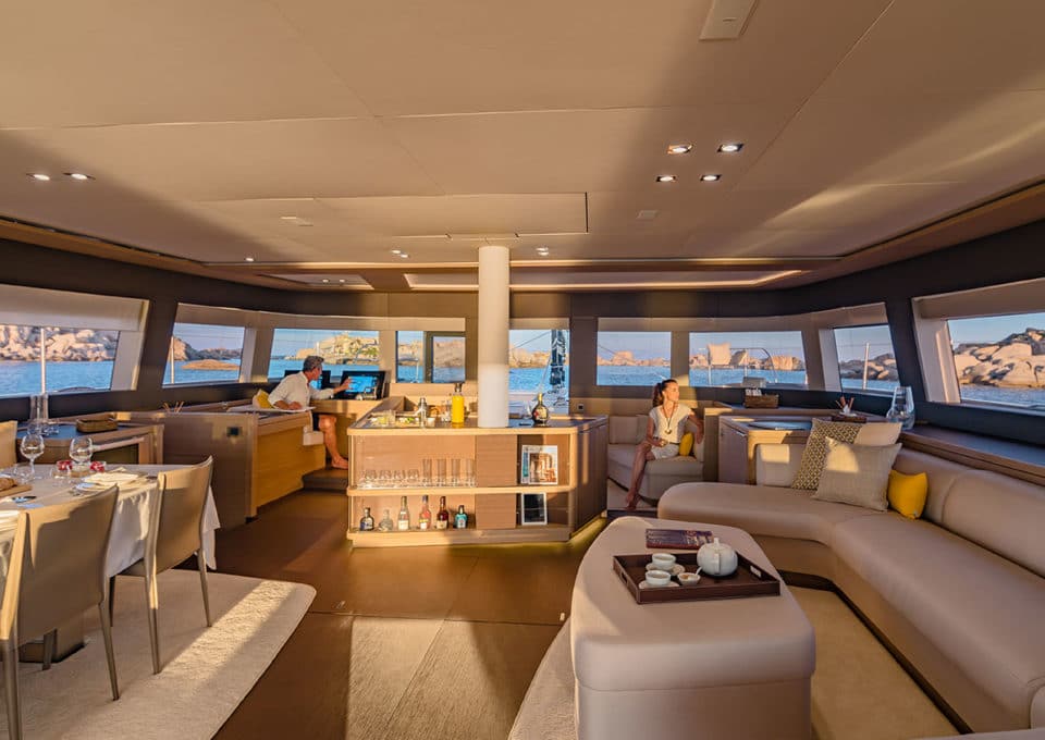 location-catamaran-yacht-charter-MY-adriatic-dragon