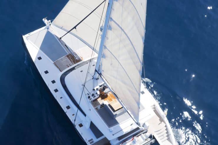 location-catamaran-yacht-charter-MY-levante