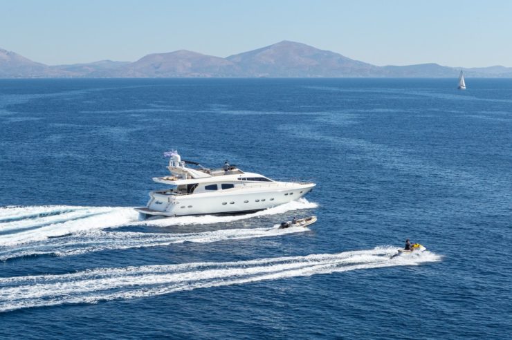 location-yacht-charter-MY-amoraki