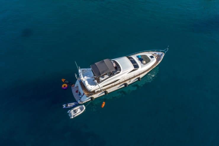 location-yacht-charter-MY-jantar