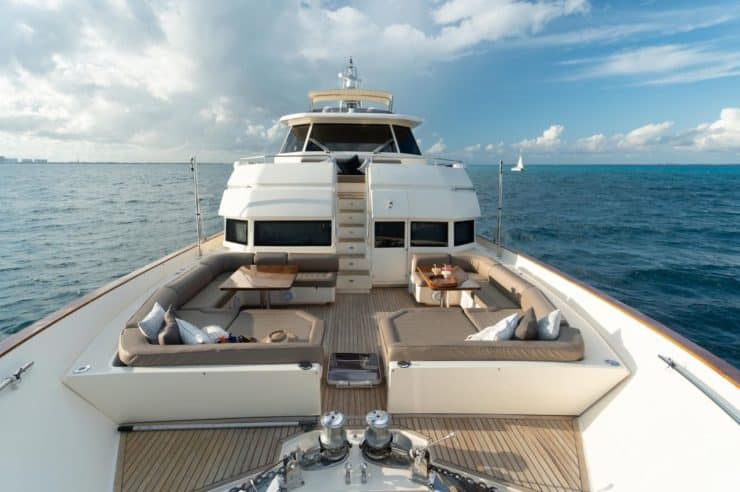 location-yacht-charter-MY-nomada