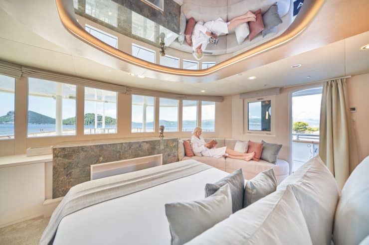 location-yacht-m-y-aeterna