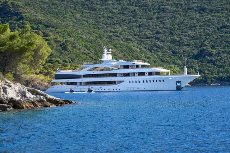 location-yacht-m-y-aeterna