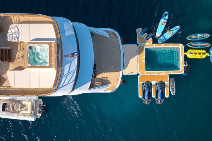 location-yacht-m-y-aeterna
