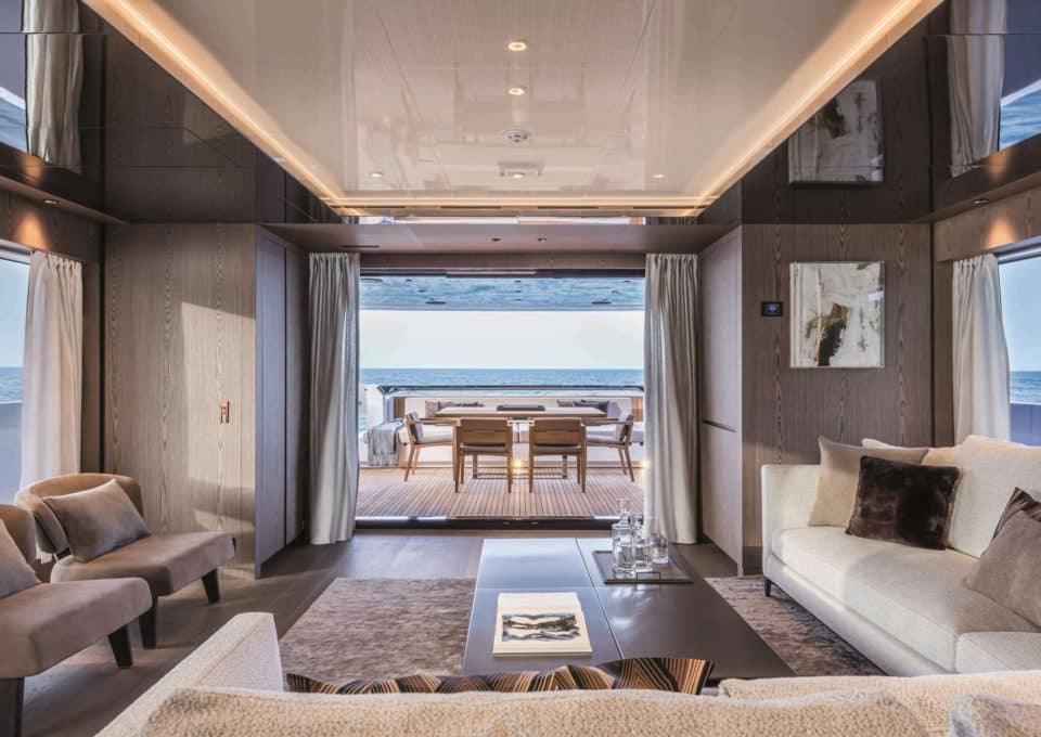 location-yacht-m-y-alvium