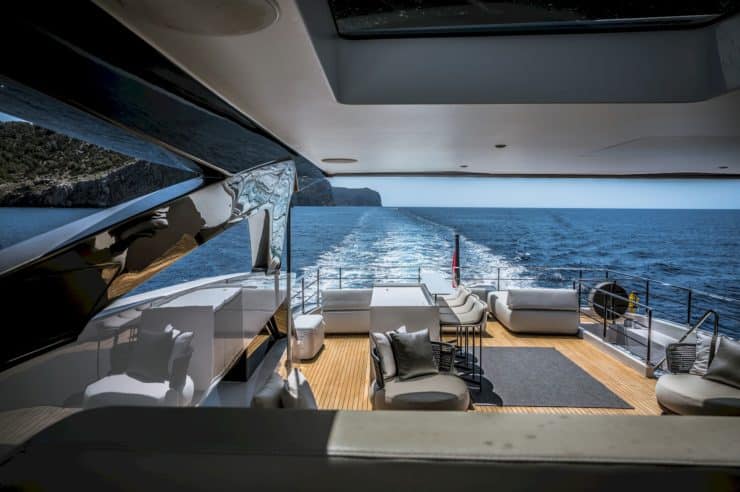 location-yacht-m-y-alvium