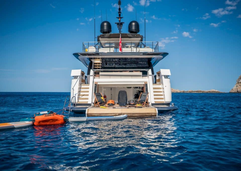 location-yacht-m-y-alvium