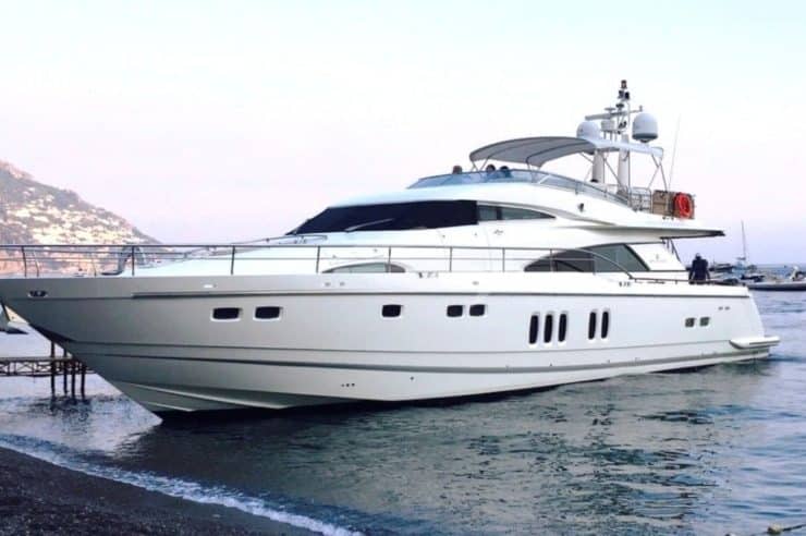 yacht-charter-rental-m-y-askim-3