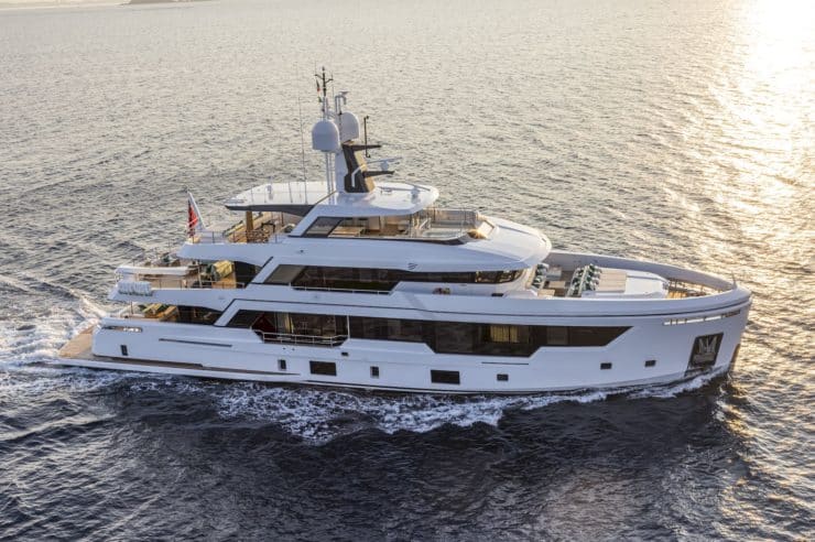 location-yacht-m-y-emocean