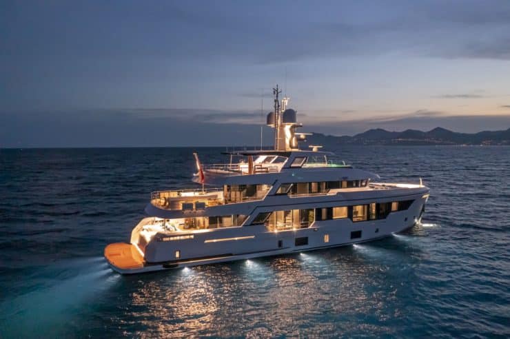 location-yacht-m-y-emocean