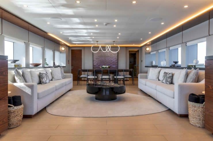 location-yacht-m-y-infinity-nine