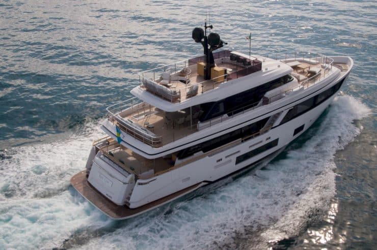 yacht-charter-rental-m-y-rare-gem